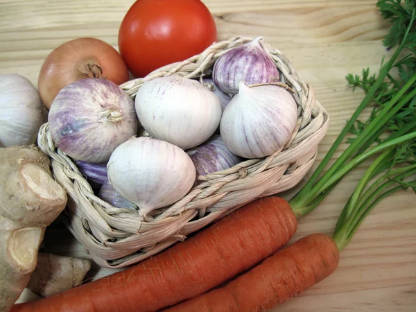 karışık taze sebzeler.