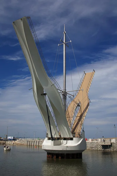 Pont y ddraig Köprüsü.