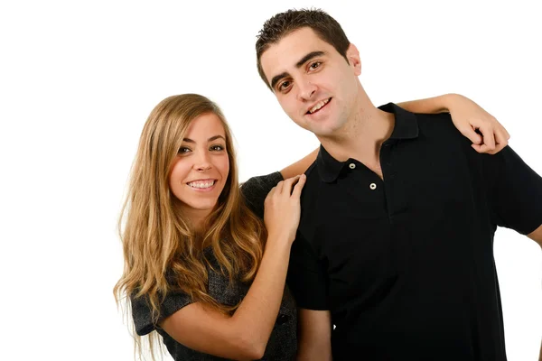 Casal feliz rindo da câmera no fundo branco — Fotografia de Stock