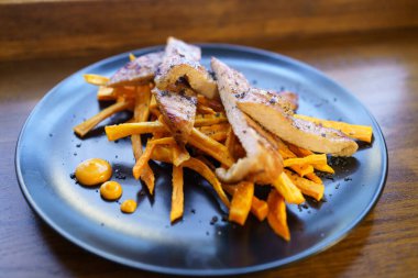 Taze pişmiş domuz Secreto iberico, kızarmış.