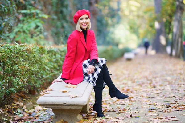 Full Body Elegant Female Stylish Autumn Outfit Sitting Stone Bench — Stock Photo, Image