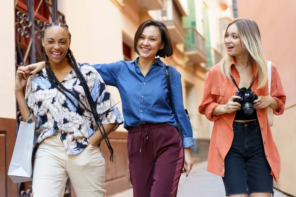 Carefree Diverse Female Friends Elegant Clothes Going Home Spending Free — Stock Photo, Image