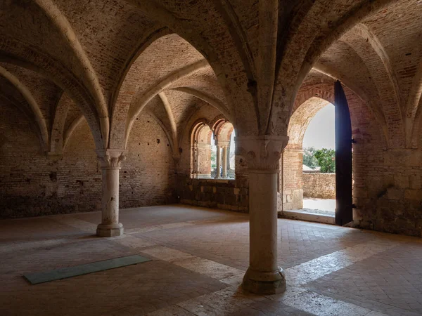 Kapitola Dům Interiér Opatství San Galgano Nebo Abbazia San Galgano — Stock fotografie