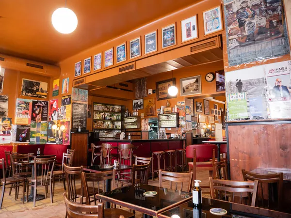 Viyana, Avusturya - Kafe Alt Wien Tarihi Kahve Evi İçi, Viyana Kafe
