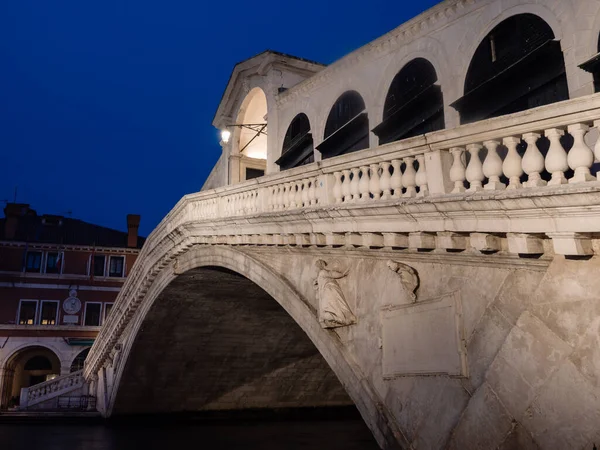 Rialto Brücke Oder Ponte Die Rialto Venedig Italien Nachts Beleuchtet — Stockfoto