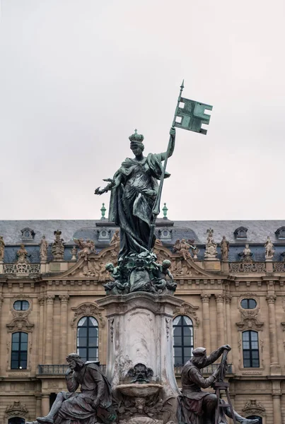 Fontána Franconia Nebo Frankoniabrunnen Wurzburgu Německo Sochami Tilmana Riemenschneidera Walthera — Stock fotografie