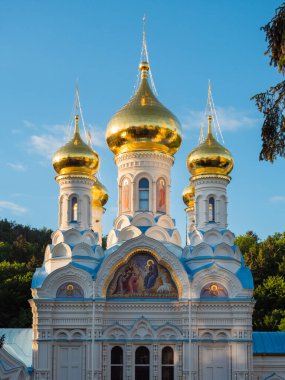 Aziz Peter ve Paul Katedrali, Karlovy Vary 'deki Ortodoks Kilisesi Dış İşleri, Bohemya, Altın Kubbeli Çek Cumhuriyeti