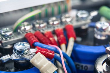 Bir araba motorunu kapat