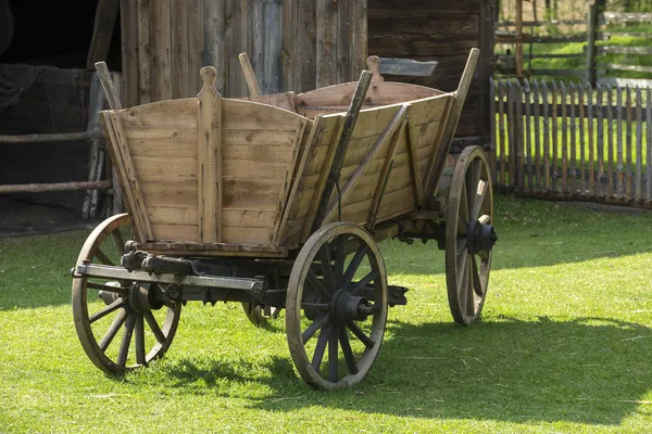 Wooden carriage — Stock Photo, Image