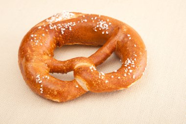taze Alman simit (Bretzel)