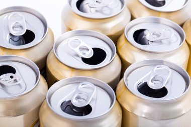 alüminyum bira kutuları