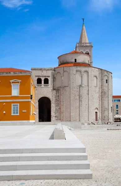 Igreja de São Donato, um edifício monumental do 9o centavo — Fotografia de Stock