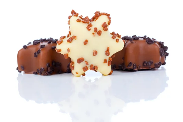 Biscotti di Natale a forma di stella, con glassa di cioccolato — Foto Stock