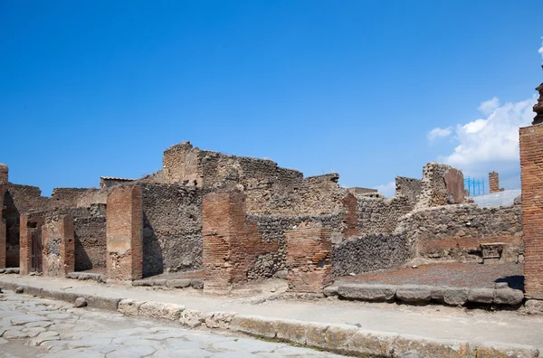 Antigua ciudad romana de Pompeya, que fue destruida y enterrada por — Foto de Stock