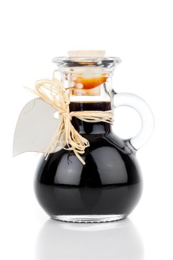 Akçaağaç şurubu cam şişe veya bitkisel şurup, ateşli içki, mixtu