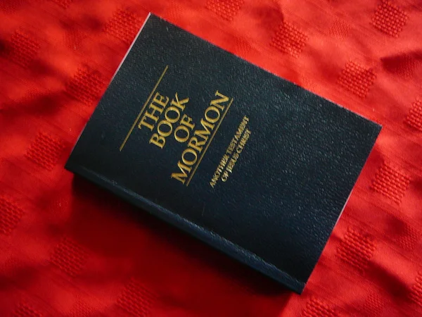 Книга Мормона — стоковое фото