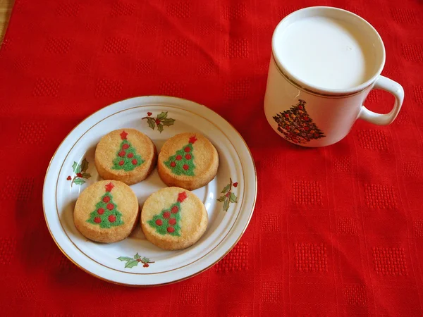Молоко и печенье для Санты — стоковое фото
