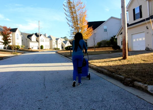 bağımsız genç kadın