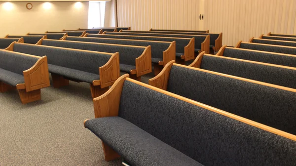 Pews in Empty Chapel — Stock Photo, Image