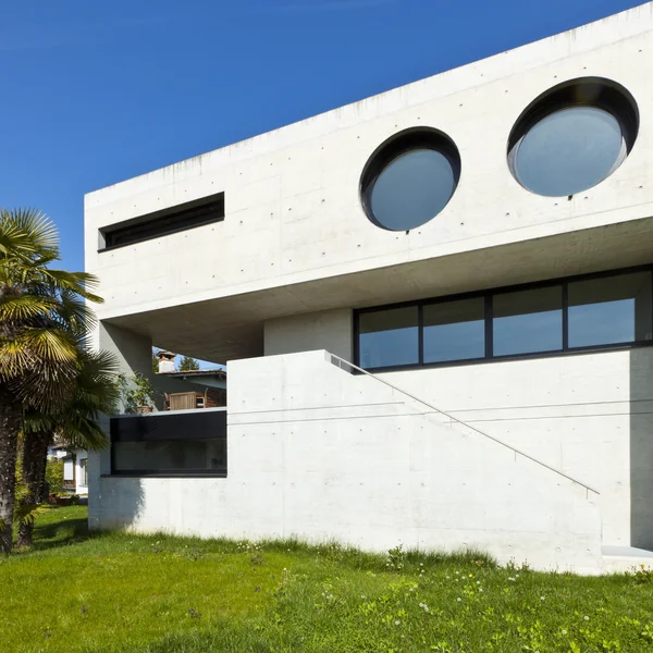 Exteriör modernt hus — Stockfoto