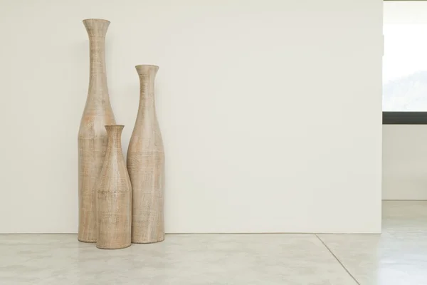 Три вазы — стоковое фото