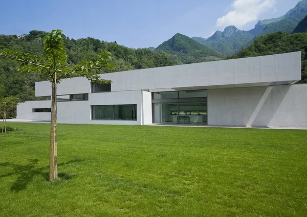 Casa moderna, exterior — Fotografia de Stock