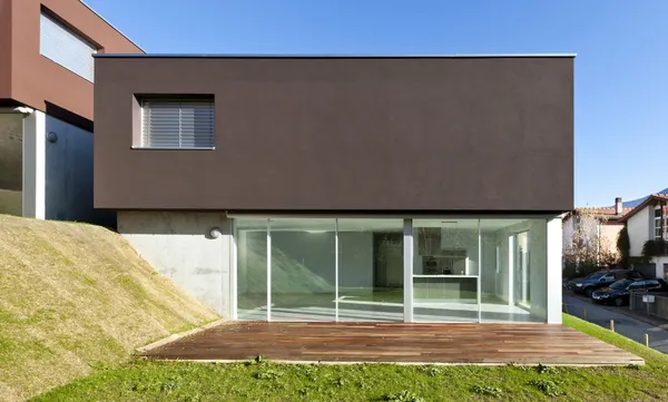 Casa moderna, al aire libre — Foto de Stock