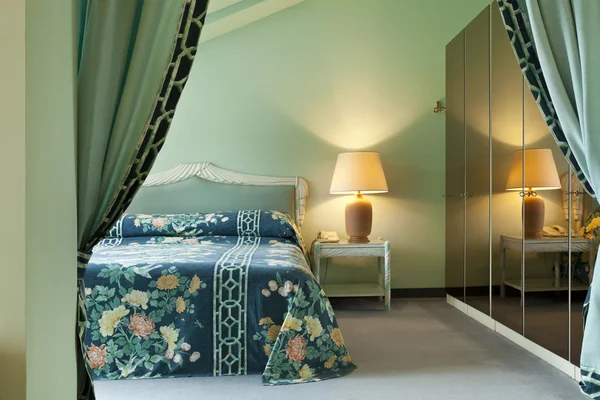 Luxus-Wohnung im Inneren, komfortables Zimmer — Stockfoto