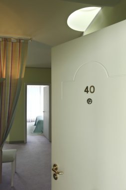 iç lüks otel, kapıyı açık