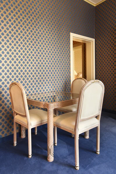 Interior luxury apartment, dining table — Stock Photo, Image