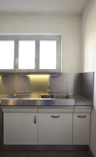 Interior of a modern apartment, kitchen view — Stock Photo, Image