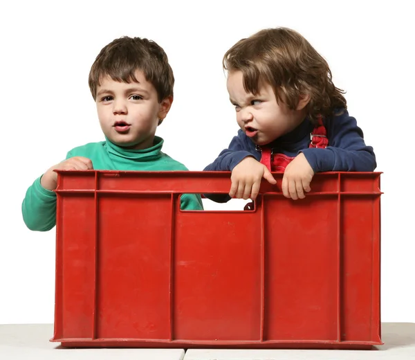 Kinder spielen — Stockfoto