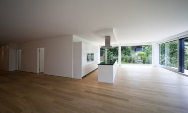 Modern bir evin güzel iç mekanı.