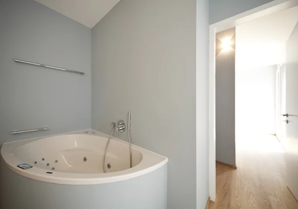 Hermoso interior de una casa moderna, baño — Foto de Stock