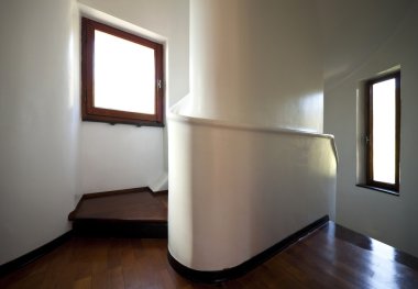 Kule, lüks konut daire, merdiven