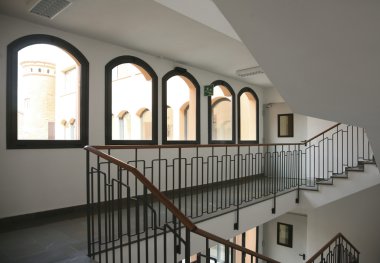 Tarihi bina merdiven