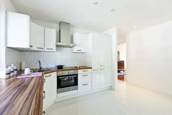 Casa interior, grande cozinha moderna — Fotografia de Stock