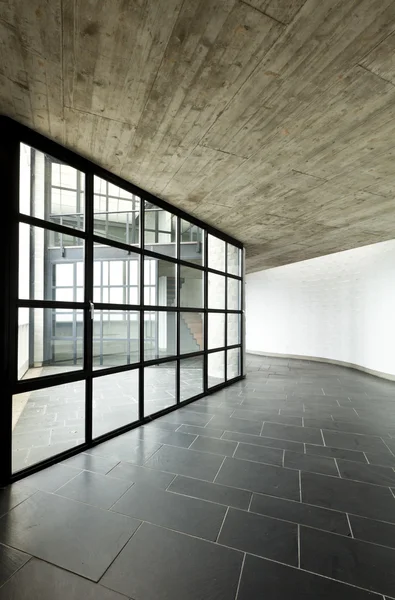 Modern empty villa, large window — Stock Photo, Image