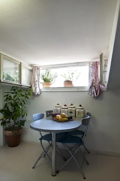 Loft mobilyalı mutfak — Stok fotoğraf