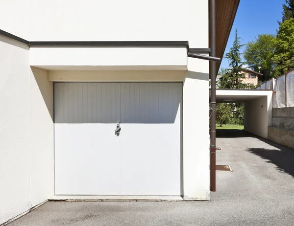 Garage door — Stock Photo, Image