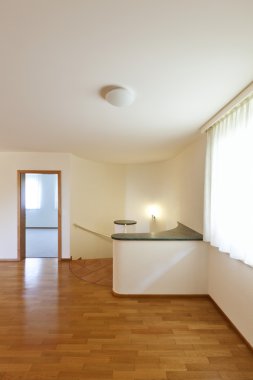 iç boş modern ev