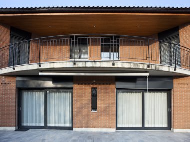 Modern tuğla ev