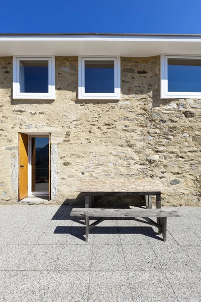 Residencia de vacaciones en las montañas — Foto de Stock