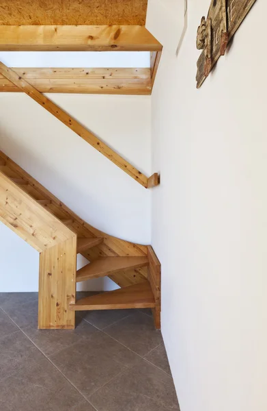 Escalier en bois — Photo