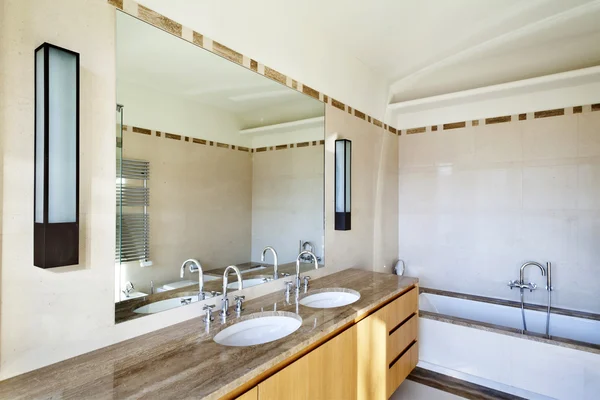 Bellissimo appartamento, interno, bagno — Foto Stock
