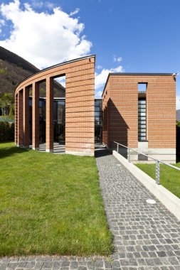Modern tuğla ev