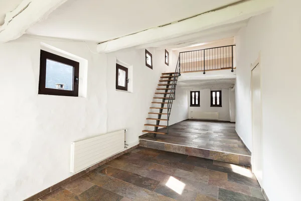 Large room with staircase — Stock Photo, Image