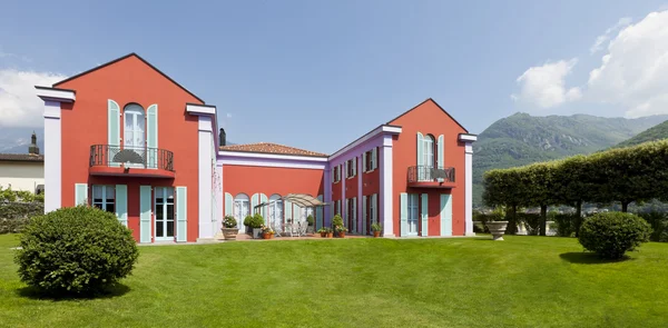 Moderne villa — Stockfoto