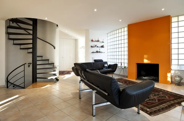 Moderní dům, obývací pokoj — Stock fotografie