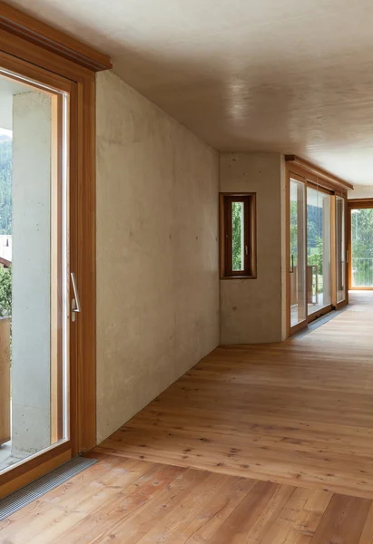 Yeni bir daire çimento ve ahşap — Stok fotoğraf